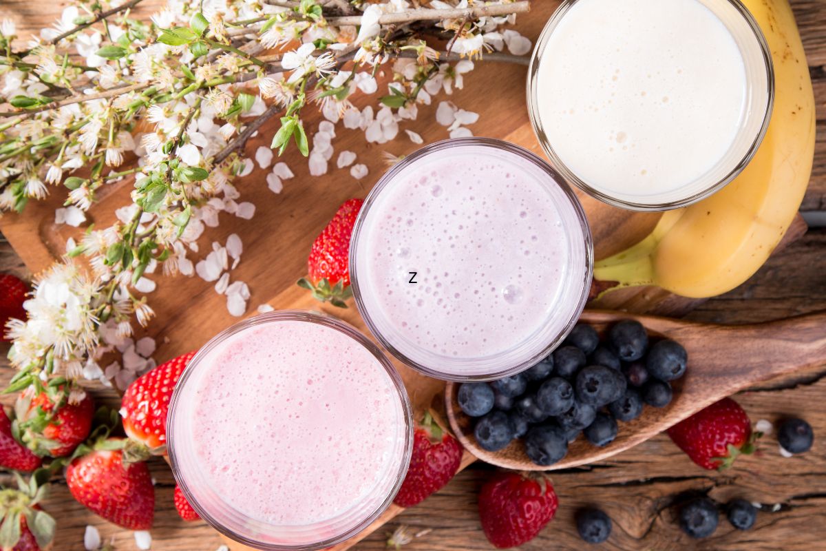 Best Milk For Healthy Shakes (Ingredients Explained)