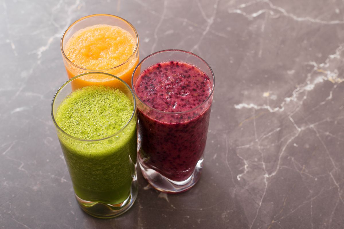 Shakes vs Smoothies - What's Healthier?